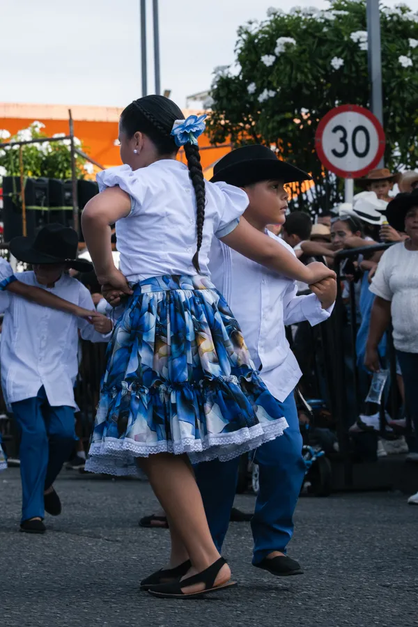Ropa, vestuario y personas