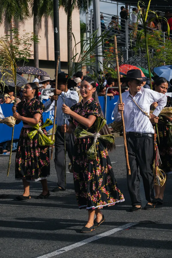Ciudad, carretera y calle