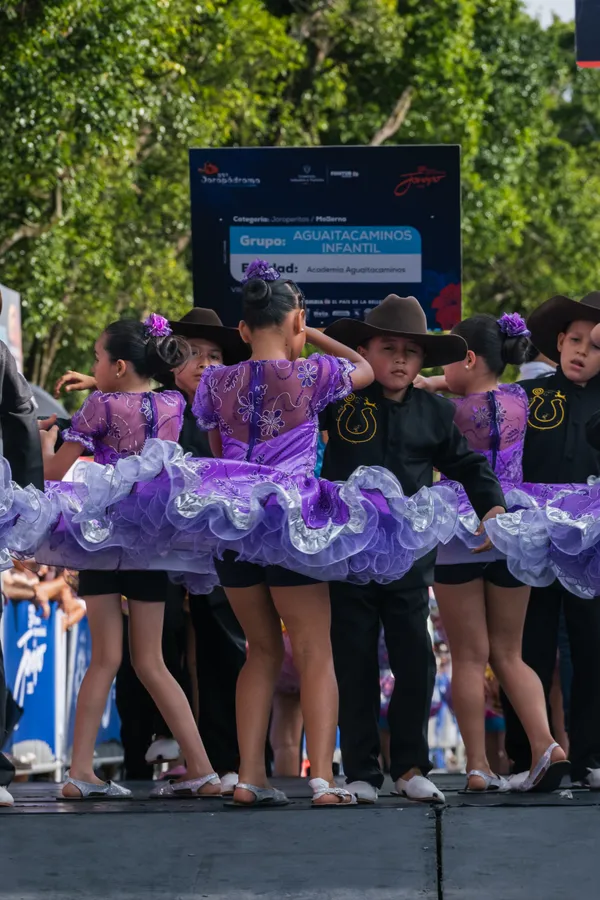 Baile, personas y ropa