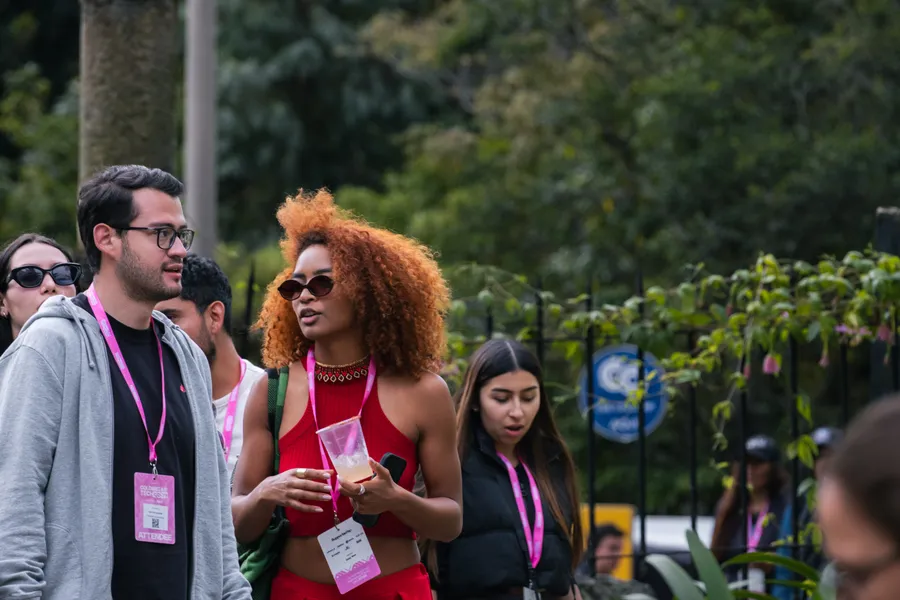 Adulto, personas y mujer
