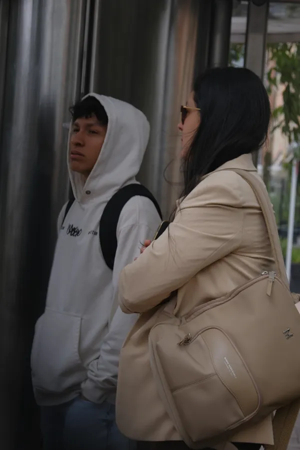 Ropa, chaqueta y mujer
