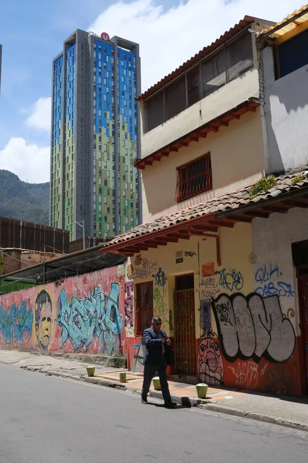 Ciudad, carretera y calle
