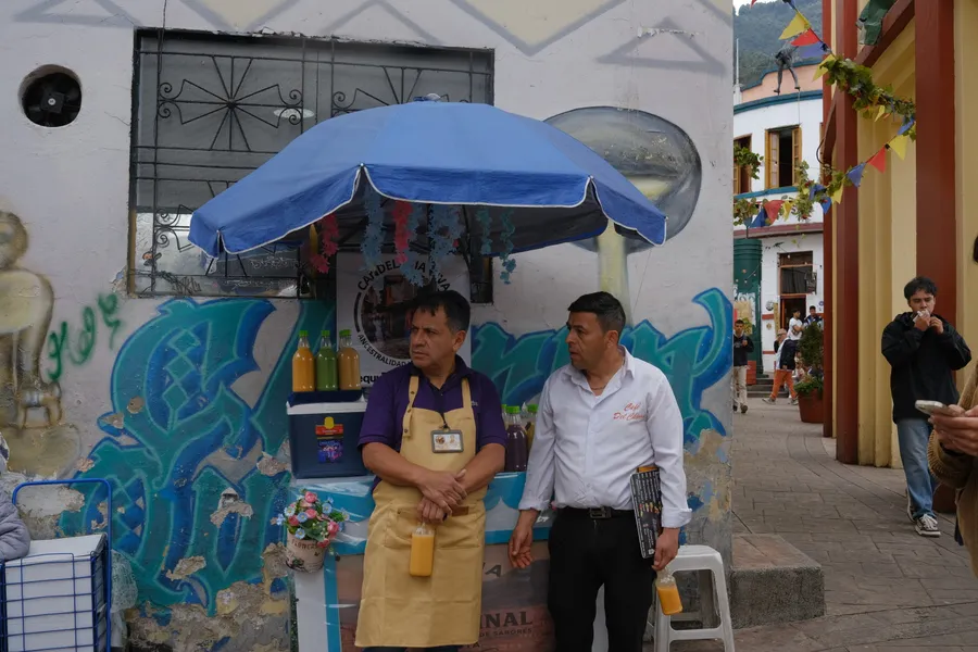 Ciudad, carretera y calle