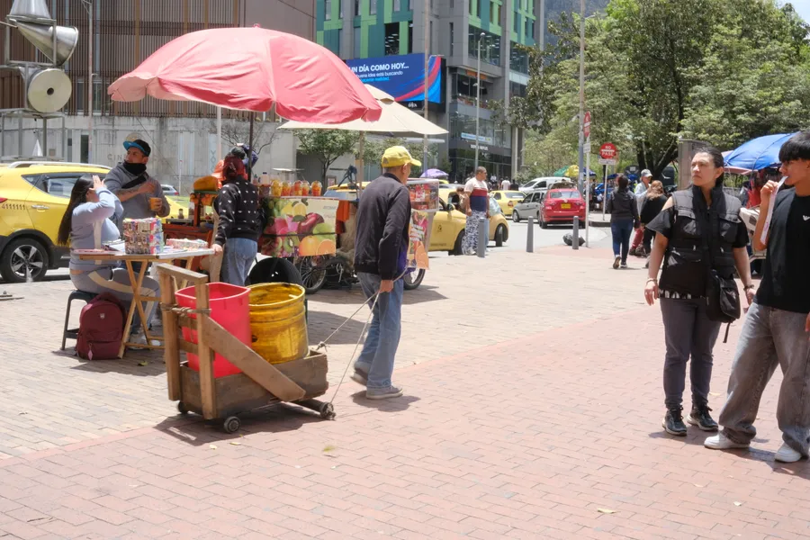 Ciudad, carretera y calle