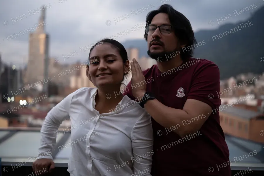 Mujer, personas y ciudad