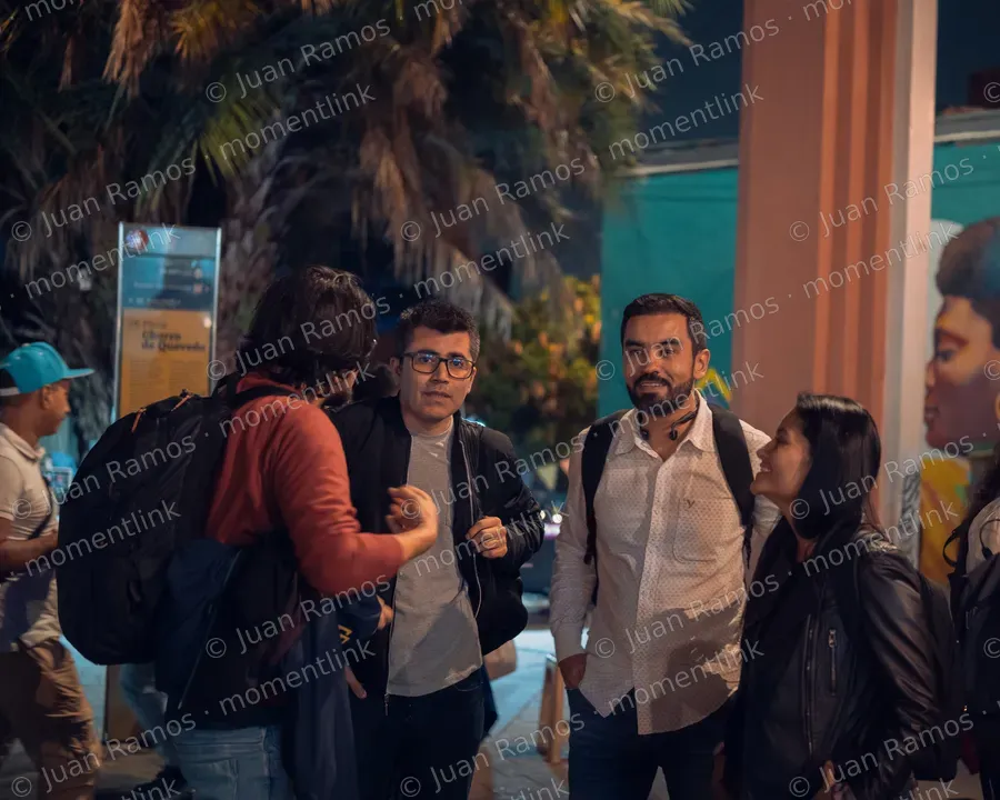 Personas, rostro y cabeza