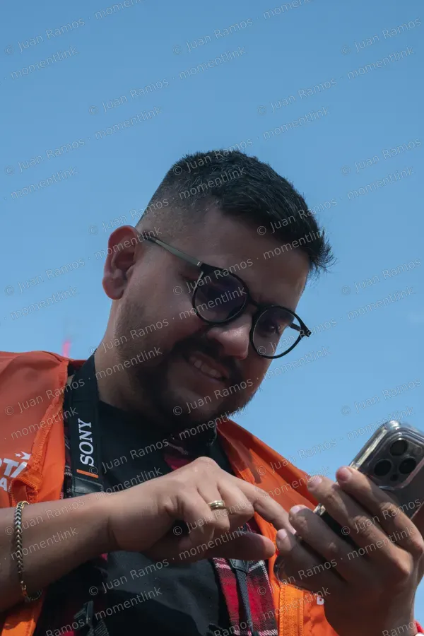 Fotografía, ropa y celular
