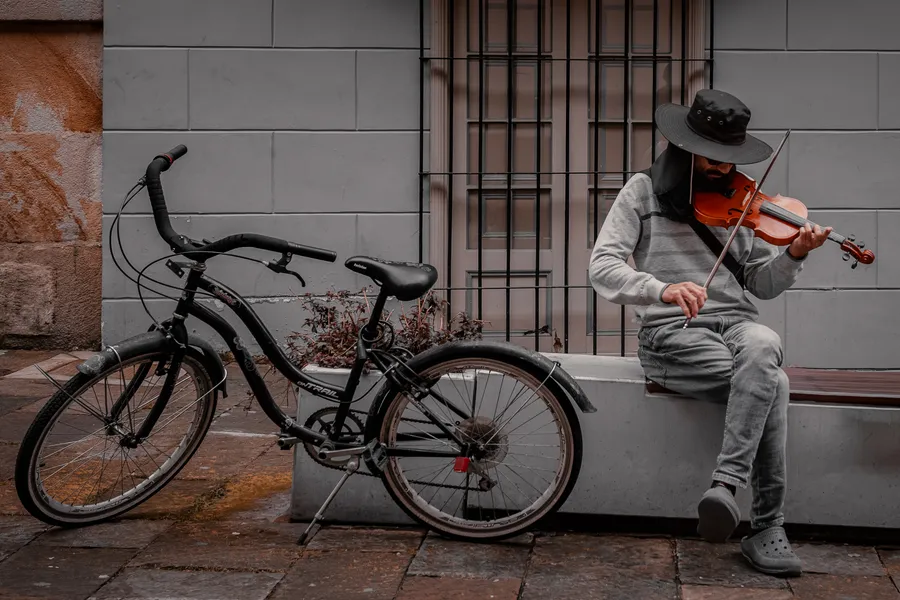 Bicicleta, vehículo y hombre