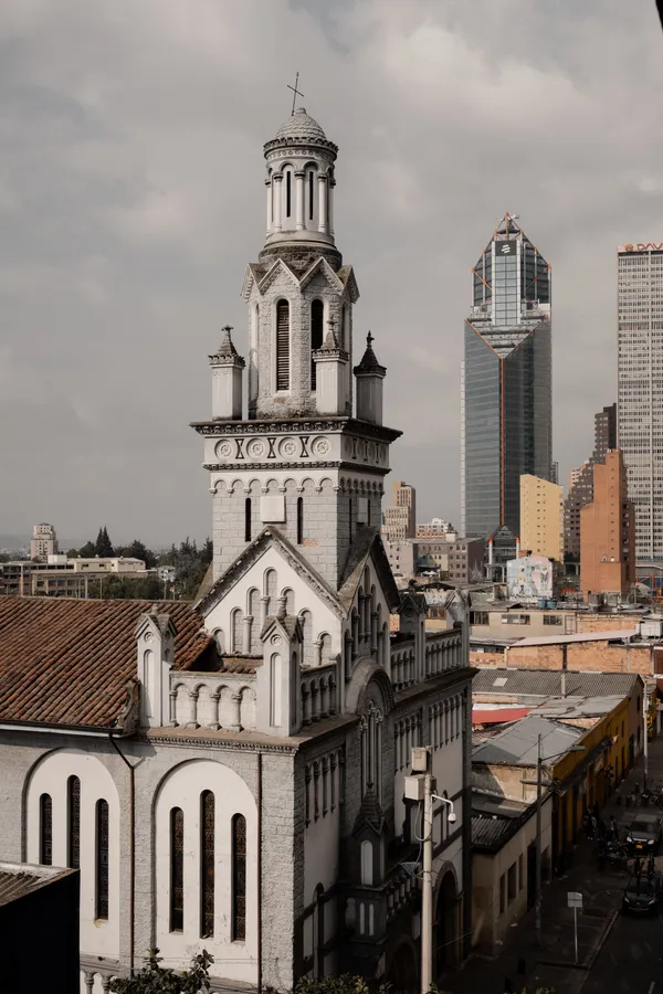 Arquitectura, edificio y torre
