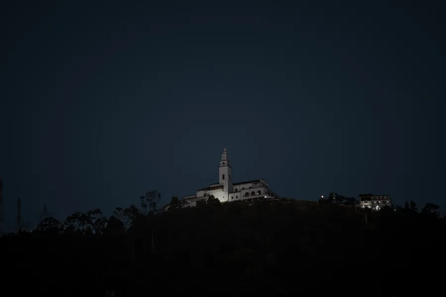 Naturaleza, noche y exteriores