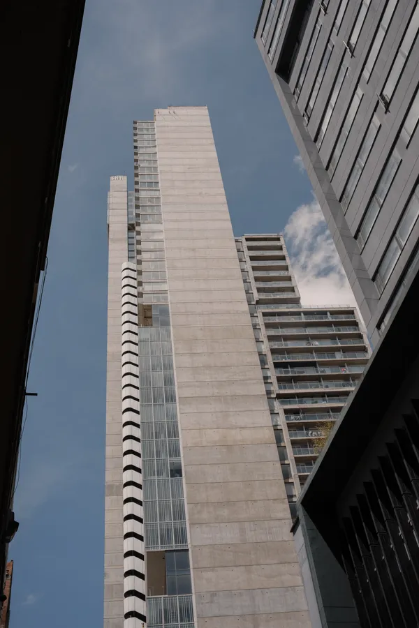 Arquitectura, edificio y ciudad