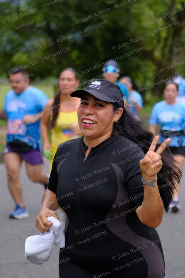 Manos, personas y mujer