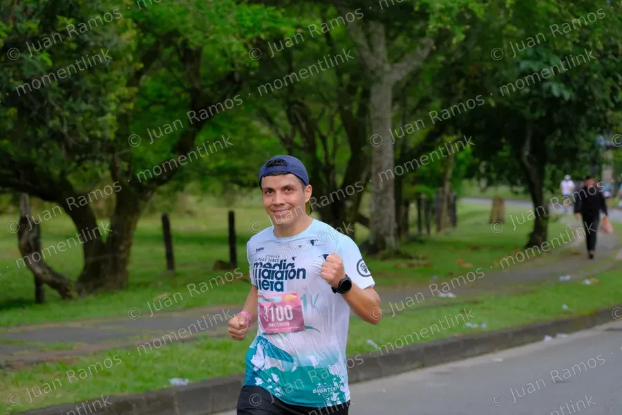 Personas, carrera y reloj