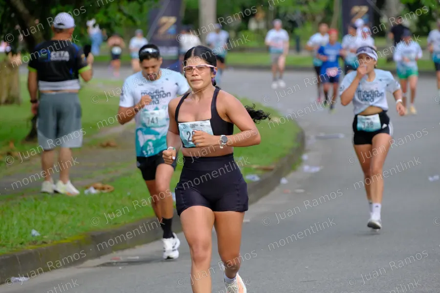 Personas, carrera y mujer