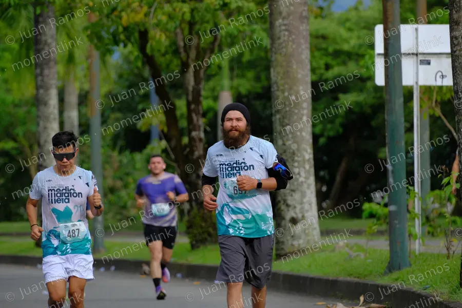Personas, hombre y carrera