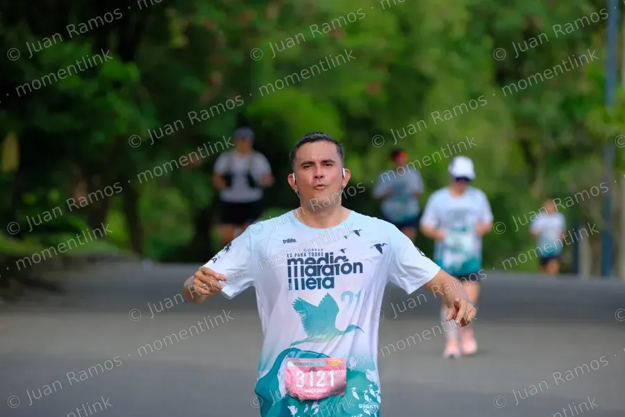Ropa, camiseta y niño